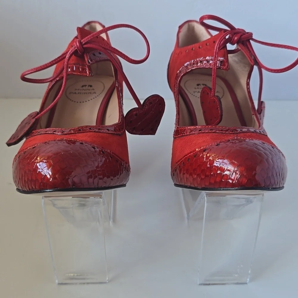 Minna Parikka Roseum Whimsical Red Heart Cutout Women's Leather Heels Sz.37 - Picture 15 of 16